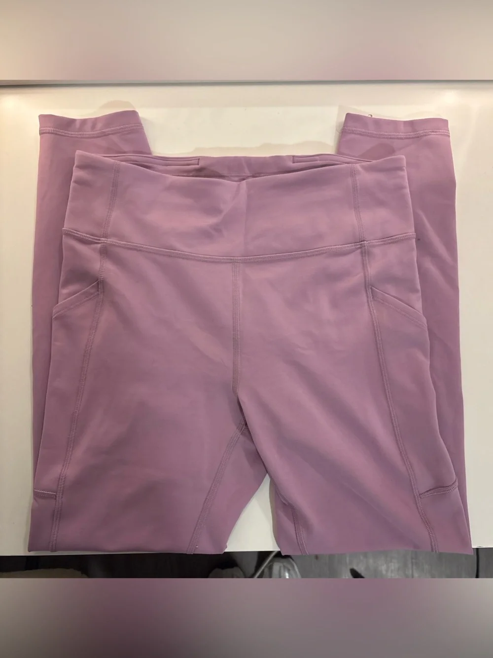 Lululemon Mauve High-Waist Athletic Leggings